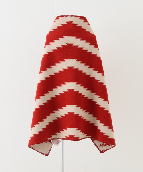 NANGA（ナンガ）の「【NANGA / ナンガ】FOLK (TRIBAL)BLANKET（ストール/ショール・メンズ・レッド・FREE）」の3枚目の写真