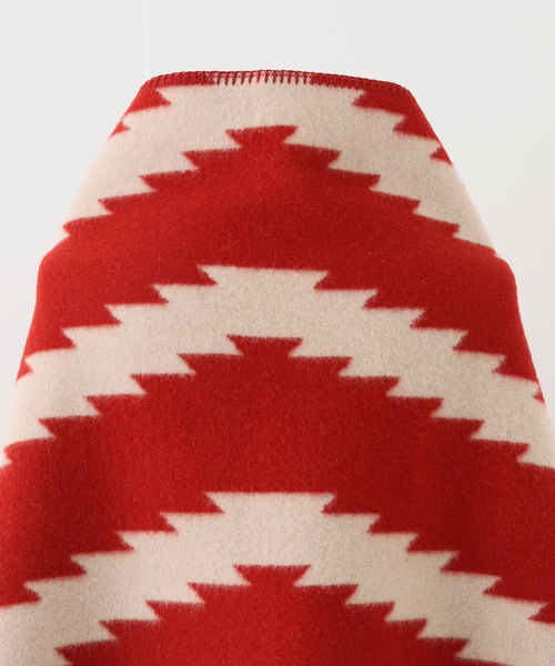 NANGA（ナンガ）の「【NANGA / ナンガ】FOLK (TRIBAL)BLANKET（ストール/ショール・メンズ・レッド・FREE）」の5枚目の写真