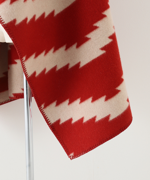 NANGA（ナンガ）の「【NANGA / ナンガ】FOLK (TRIBAL)BLANKET（ストール/ショール・メンズ・レッド・FREE）」の6枚目の写真