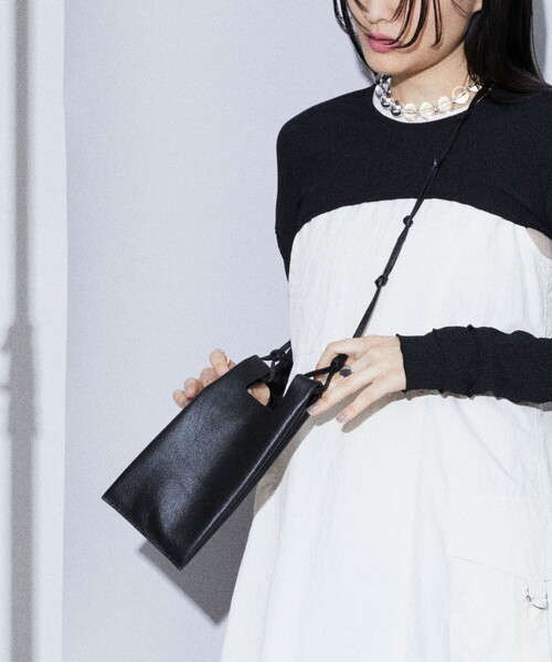 Firsthand（ファーストハンド）の「Firsthand/ファーストハンド レザームスビポシェット / 防水レザー（ショルダーバッグ・レディース・レモンイエロー/ブラック/ホワイト/ピンク・ONE SIZE）」の14枚目の写真