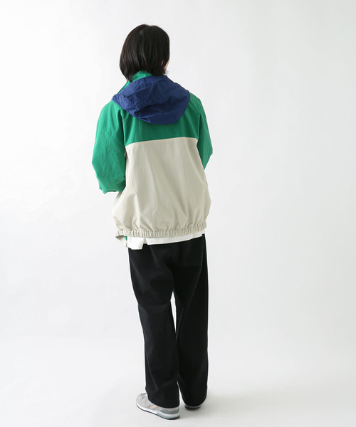 URBAN RESEARCH Sonny Label（アーバンリサーチサニーレーベル）の「バイカラースケーターズジャケット（ナイロンジャケット・メンズ・ホワイト系その他/ブラック系その他・MEDIUM/LARGE）」の11枚目の写真