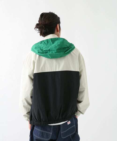 URBAN RESEARCH Sonny Label（アーバンリサーチサニーレーベル）の「バイカラースケーターズジャケット（ナイロンジャケット・メンズ・ホワイト系その他/ブラック系その他・MEDIUM/LARGE）」の21枚目の写真