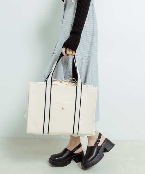 OLIVE des OLIVE（オリーブデオリーブ）の「エンブレム金具付きトートバッグ　1031120090（トートバッグ・レディース・ピンク/ライトグレー/ブラック・FREE）」の6枚目の写真