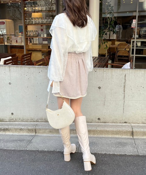 one after another NICE CLAUP(ワンアフターアナザーナイスクラップ)の「【襟取り外し可能】マルチウェイリボンブラウス(シャツ/ブラウス・レディース・ホワイト系その他/オフホワイト/グレー系その他/ピンクベージュ/アイボリー系・FREE)」の17枚目の写真