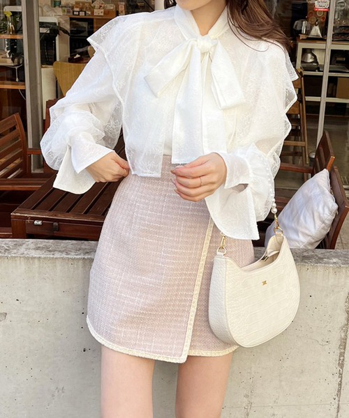 one after another NICE CLAUP(ワンアフターアナザーナイスクラップ)の「【襟取り外し可能】マルチウェイリボンブラウス(シャツ/ブラウス・レディース・ホワイト系その他/オフホワイト/グレー系その他/ピンクベージュ/アイボリー系・FREE)」の19枚目の写真