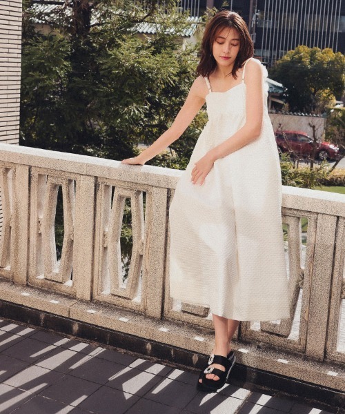 DONOBAN（ドノバン）の「ボーン入りキャミワンピース（ワンピース・レディース・ホワイト/ブラック・F）」の4枚目の写真