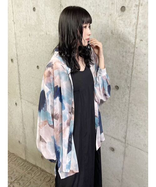 MURUA（ムルーア）の「【WEB限定】ニュアンスプリントオーバー