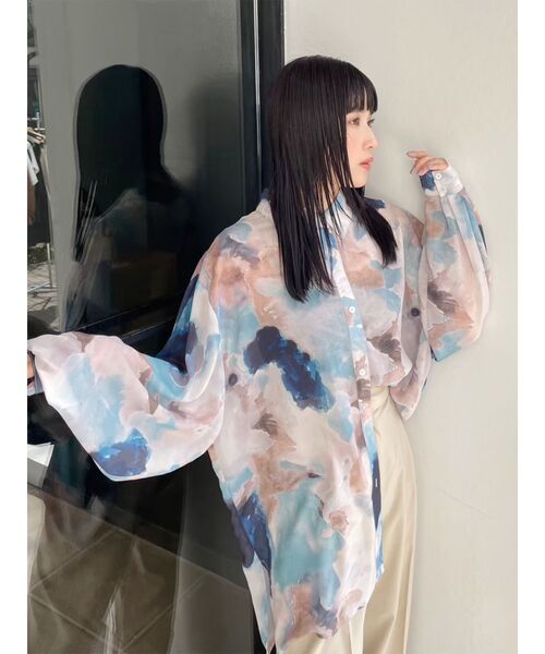 MURUA（ムルーア）の「【WEB限定】ニュアンスプリントオーバー