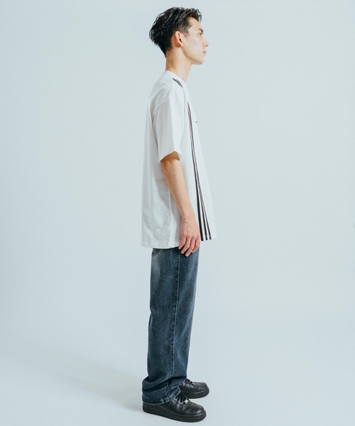 Ressaca(レサーカ)の「オーバーサイズ ワンポイントロゴ ラインプリント クルーネック半袖Tシャツ(Tシャツ/カットソー・メンズ・イエロー/レッド/ホワイト/ブラック・M/L/XL)」の10枚目の写真