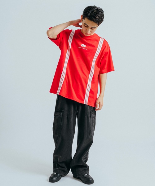 Ressaca(レサーカ)の「オーバーサイズ ワンポイントロゴ ラインプリント クルーネック半袖Tシャツ(Tシャツ/カットソー・メンズ・イエロー/レッド/ホワイト/ブラック・M/L/XL)」の9枚目の写真