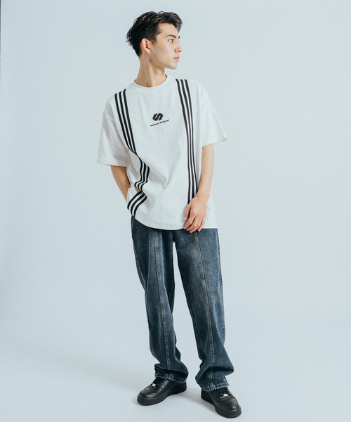 Ressaca(レサーカ)の「オーバーサイズ ワンポイントロゴ ラインプリント クルーネック半袖Tシャツ(Tシャツ/カットソー・メンズ・イエロー/レッド/ホワイト/ブラック・M/L/XL)」の8枚目の写真