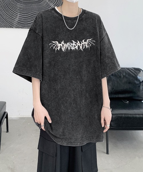 FVLMEN（フルメン）の「【FVLMEN】flower back print halfsleeve tee/フラワー バックプリント ハーフスリーブ T（Tシャツ/カットソー・メンズ・ブラック/ベージュ/ブルー・MEDIUM/LARGE/X-LARGE）」の5枚目の写真