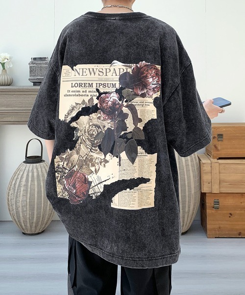 FVLMEN（フルメン）の「【FVLMEN】flower back print halfsleeve tee/フラワー バックプリント ハーフスリーブ T（Tシャツ/カットソー・メンズ・ブラック/ベージュ/ブルー・MEDIUM/LARGE/X-LARGE）」の8枚目の写真