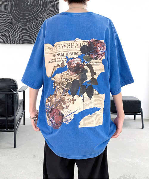 【boohoo】フラワー バック プリント Tシャツ Oversized Tokyo Extended Neck Floral Back Print T-shirt | boohoo