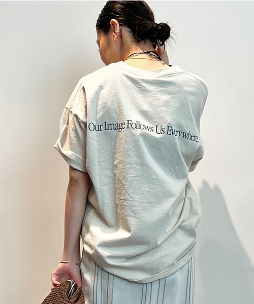 Russell Athletic（ラッセルアスレティック）の「【RUSSELL ATHLETIC/ラッセル・アスレティック】Graphic T-sh（Tシャツ/カットソー・レディース・ブラウン/ネイビー/アイボリー・FREE）」の9枚目の写真