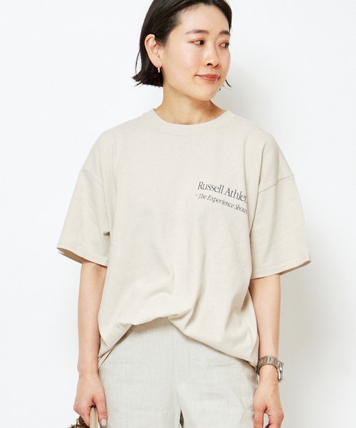 Russell Athletic（ラッセルアスレティック）の「【RUSSELL ATHLETIC/ラッセル・アスレティック】Graphic T-sh（Tシャツ/カットソー・レディース・ブラウン/ネイビー/アイボリー・FREE）」の12枚目の写真