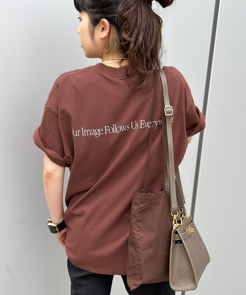 Russell Athletic（ラッセルアスレティック）の「【RUSSELL ATHLETIC/ラッセル・アスレティック】Graphic T-sh（Tシャツ/カットソー・レディース・ブラウン/ネイビー/アイボリー・FREE）」の18枚目の写真