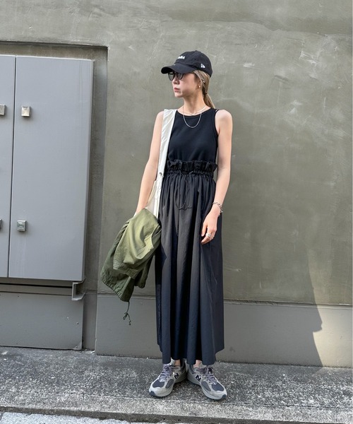 feepur（フェピュール）の「【TALLサイズあり】異素材ドッキングワンピース（ワンピース・レディース・ブラック/オフホワイト・MEDIUM/TALL）」の4枚目の写真