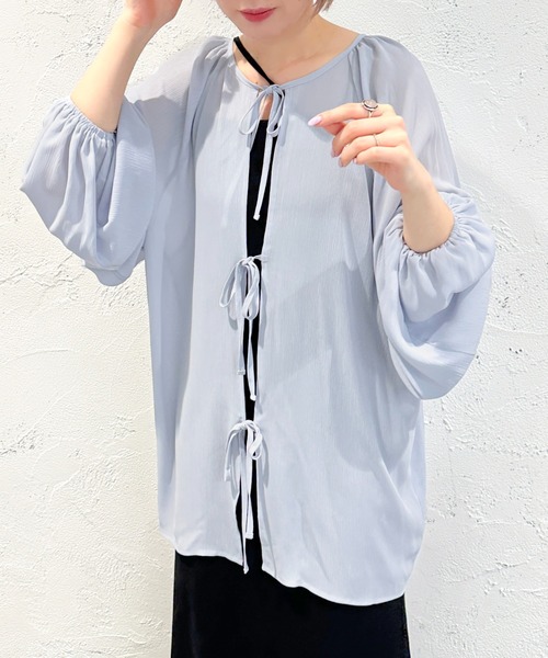 apres jour mignon(アプレジュールミニョン)の「2WAYシアーボリュームブラウス(シャツ/ブラウス・レディース・ブラック/アイボリー/ブルー・X-LARGE/フリー)」の3枚目の写真