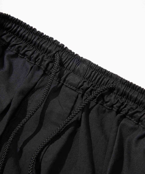 XLARGE（エクストララージ）の「EASY WIDE CARGO PANTS（カーゴパンツ・メンズ・オリーブ/ブラウン/ブラック・XL/L/M/S）」の5枚目の写真