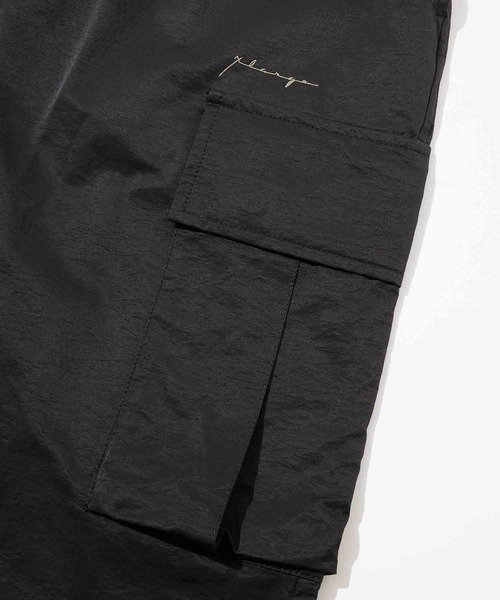 XLARGE（エクストララージ）の「EASY WIDE CARGO PANTS（カーゴパンツ・メンズ・オリーブ/ブラウン/ブラック・XL/L/M/S）」の7枚目の写真