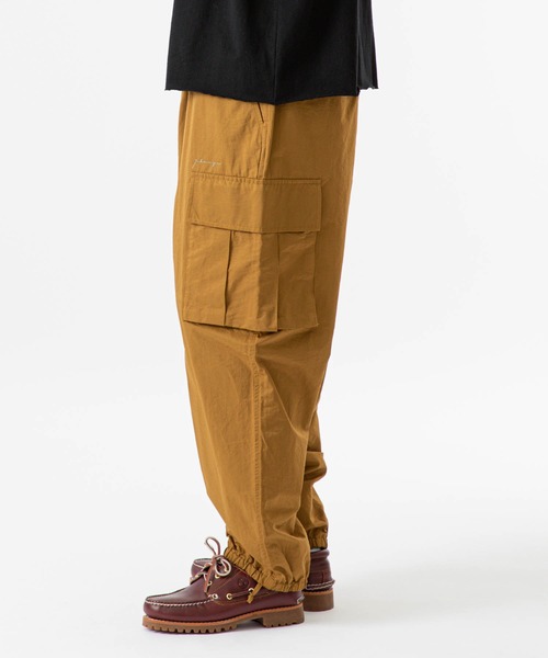 XLARGE（エクストララージ）の「EASY WIDE CARGO PANTS（カーゴパンツ・メンズ・オリーブ/ブラウン/ブラック・XL/L/M/S）」の22枚目の写真