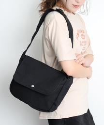 Flowering Korea（フラワーリングコリア）の「【A4サイズ対応】大容量キャンバスショルダーバッグ（ショルダーバッグ）」