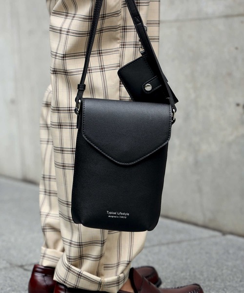 on オン　ショルダーバッグ SHOULDER BAG