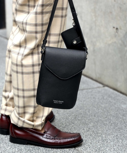 Right-on（ライトオン）の「【PLUS ONE】PLケースフラップ