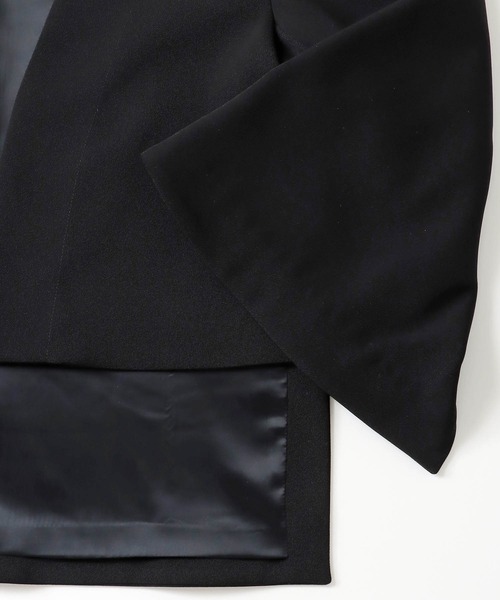 DRESSLAVE(ドレスレイブ)の「slit sleeve cape jacket(スリットスリーブケープジャケット)(ノーカラージャケット・レディース・ホワイト/ブラック・38)」の20枚目の写真