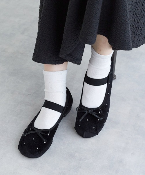 w closet(ダブルクローゼット)の「バレエシューズ(パンプス・レディース・ピンク/ホワイト/ブラック/ブルー/シルバー/ピンク系その他/ゴールド/ブラック系/ブラック系その他・L/M)」の4枚目の写真