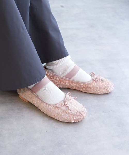 w closet(ダブルクローゼット)の「バレエシューズ(パンプス・レディース・ピンク/ホワイト/ブラック/ブルー/シルバー/ピンク系その他/ゴールド/ブラック系/ブラック系その他・L/M)」の8枚目の写真