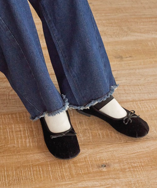 w closet(ダブルクローゼット)の「バレエシューズ(パンプス・レディース・ピンク/ホワイト/ブラック/ブルー/シルバー/ピンク系その他/ゴールド/ブラック系/ブラック系その他・L/M)」の3枚目の写真