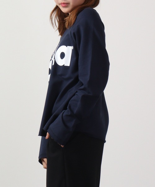 DIMENSIONE danza（ディメンシオーネ ダンツァ）の「DIMENSIONE danza オーバーサイズロゴプリントクルー（スウェット・レディース・ブルー/ブラック・XS/S）」の14枚目の写真