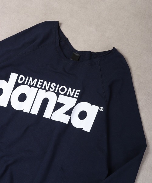 DIMENSIONE danza（ディメンシオーネ ダンツァ）の「DIMENSIONE danza オーバーサイズロゴプリントクルー（スウェット・レディース・ブルー/ブラック・XS/S）」の10枚目の写真