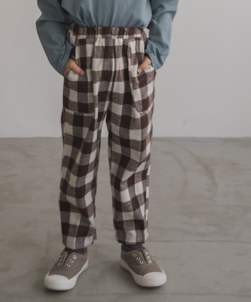 pairmanon（ペアマノン）の「定番 選べるデザイン リラックス パンツ（その他パンツ・キッズ・ネイビー/ブラウン系その他5/ベージュ系その他3/ホワイト系その他2/ベージュ系その他6/ホワイト系その他/グレー系その他/ブルー系その他4/ブラック系その他/ベージュ系その他/ブルー系その他2/ブラウン系その他/その他3/イエロー系その他/グレー系その他3/ブルー系その他/ブルー系その他3/ブラック/グレー系その他2/ブラウン系その他2/ブラック系その他2/レッド系その他/ホワイト系その他3/パープル/オレンジ/インディゴブルー/ブラウン系その他3/パープル系その他/ブラウン系その他7/ブラウン系その他6/オフホワイト/グレー/ライトホワイト/ラベンダー/グリーン/モカ/ストライプ/ブラウン系その他4/ホワイト/レッド/ライトパープル/ベージュ系その他2/ミント/グリーン系その他/ライトブルー/その他/ピンク系その他/ブラック系その他3/レッド系その他2/オレンジ系その他・100/110/90/140/120/130/150）」の16枚目の写真