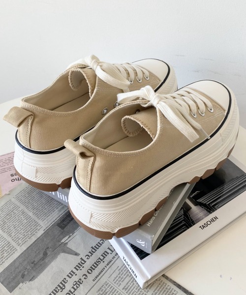 moment+（モーメントプラス）の「ボリューム厚底スニーカー（スニーカー・レディース・ベージュ/アイボリー/ブラック/ピンク/シルバー・LL/L/M/S）」の13枚目の写真