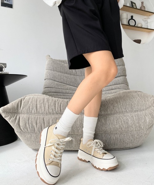 moment+（モーメントプラス）の「ボリューム厚底スニーカー（スニーカー・レディース・ベージュ/アイボリー/ブラック/ピンク/シルバー・LL/L/M/S）」の19枚目の写真