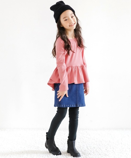 Bee des Bee(ビーデスビー)の「ペプラムトップス(Tシャツ/カットソー・キッズ・コーラルピンク/カーキオリーブ/グレイッシュベージュ/チャコール/サックスブルー/グリーン系/ライラック/ブルーグレー/ライトブルー/ブラウン・110cm/120cm/130cm/140cm/150cm/100cm)」の13枚目の写真