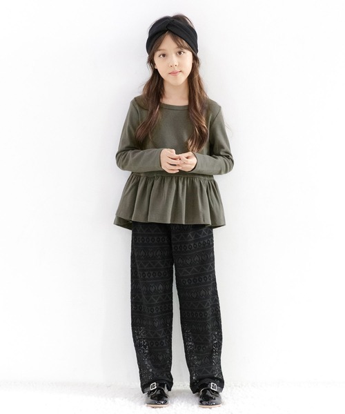 Bee des Bee(ビーデスビー)の「ペプラムトップス(Tシャツ/カットソー・キッズ・コーラルピンク/カーキオリーブ/グレイッシュベージュ/チャコール/サックスブルー/グリーン系/ライラック/ブルーグレー/ライトブルー/ブラウン・110cm/120cm/130cm/140cm/150cm/100cm)」の19枚目の写真