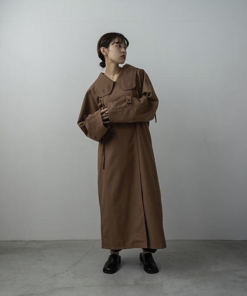 lawgy（ラウジー）の「arrange square collar trench coat / アレンジスクエアカラートレンチコート（トレンチコート・レディース・ベージュ/ブラウン・FREE）」の12枚目の写真