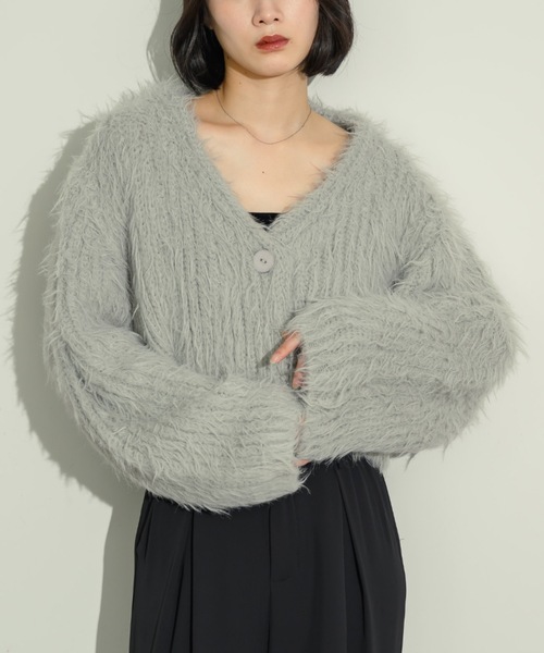 NEUNA（ヌナ）の「ショート丈シャギーカーディガン（カーディガン/ボレロ・レディース・ブラック/アイボリー/グレー/チャコールグレー・FREE）」の17枚目の写真