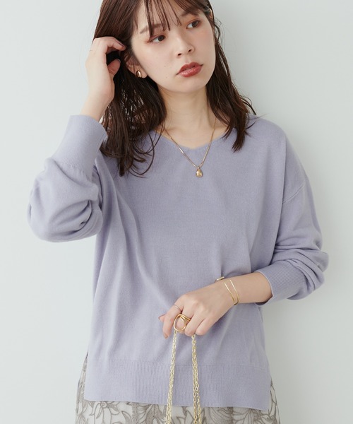 natural couture（ナチュラルクチュール）の「プチプラカシミアタッチVネックニット（ニット/セーター・レディース・グリーン/ブルー系その他/ブラック/チャコールグレー/ボルドー/ベージュ/オフホワイト・FREE）」の6枚目の写真