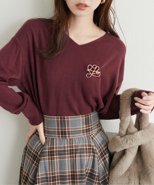 natural couture（ナチュラルクチュール）の「プチプラカシミアタッチVネックニット（ニット/セーター・レディース・グリーン/ブルー系その他/ブラック/チャコールグレー/ボルドー/ベージュ/オフホワイト・FREE）」の7枚目の写真