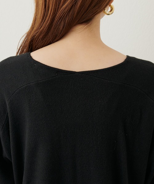 natural couture（ナチュラルクチュール）の「プチプラカシミアタッチVネックニット（ニット/セーター・レディース・グリーン/ブルー系その他/ブラック/チャコールグレー/ボルドー/ベージュ/オフホワイト・FREE）」の22枚目の写真