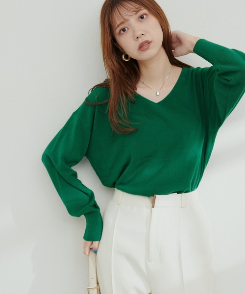 natural couture（ナチュラルクチュール）の「プチプラカシミアタッチVネックニット（ニット/セーター・レディース・グリーン/ブルー系その他/ブラック/チャコールグレー/ボルドー/ベージュ/オフホワイト・FREE）」の15枚目の写真