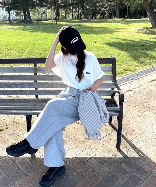 Java（ジャバ）の「【JaVaコラボ】ユニセックスで着れちゃう。コットン100% フットボール オーバーサイズ シンプル半袖プルオーバー（Tシャツ/カットソー・レディース・オートミール/グリーン/ブラック/オフホワイト・X-LARGE/SMALL/MEDIUM/LARGE）」の16枚目の写真