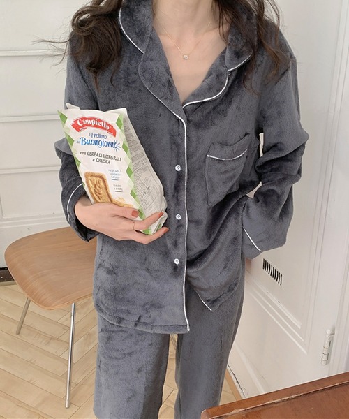 VitaFelice(ヴィータフェリーチェ)の「モコモコのパジャマ ルームウェア上下2点セット【長袖】(ルームウェア/パジャマ・レディース・ブルー/ピンク/アイボリー/グレー・FREE)」の9枚目の写真