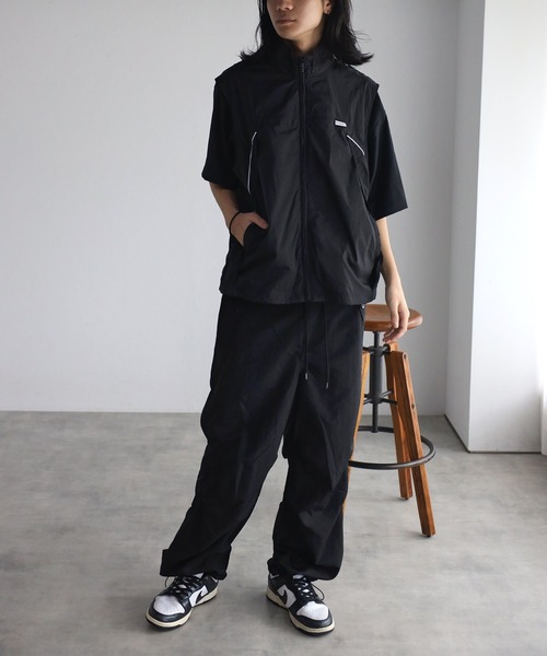 CREARE -LINO-（クレアーレリノ）の「パイピング スタンド ベスト<ユニセックス>（ベスト・メンズ・ブラック/ベージュ・L/M）」の10枚目の写真