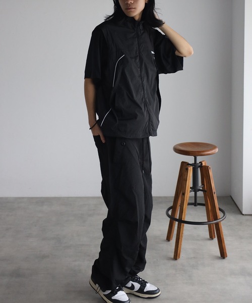 CREARE -LINO-（クレアーレリノ）の「パイピング スタンド ベスト<ユニセックス>（ベスト・メンズ・ブラック/ベージュ・L/M）」の11枚目の写真